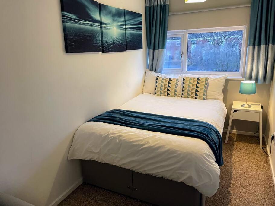 Villa Aspen House à Birmingham Extérieur photo